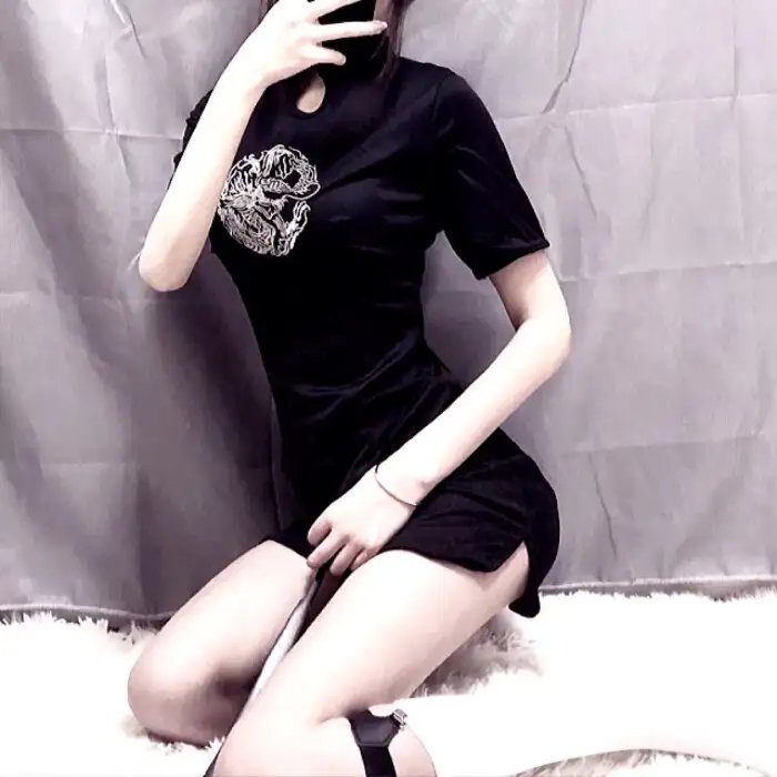 误情海报