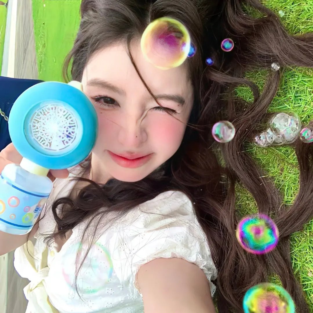 七彩狗海报